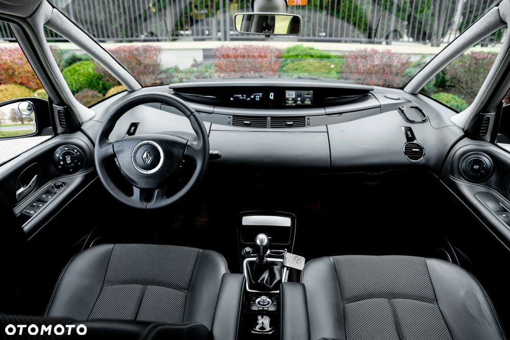 Renault Espace 2.0T Expression - 9