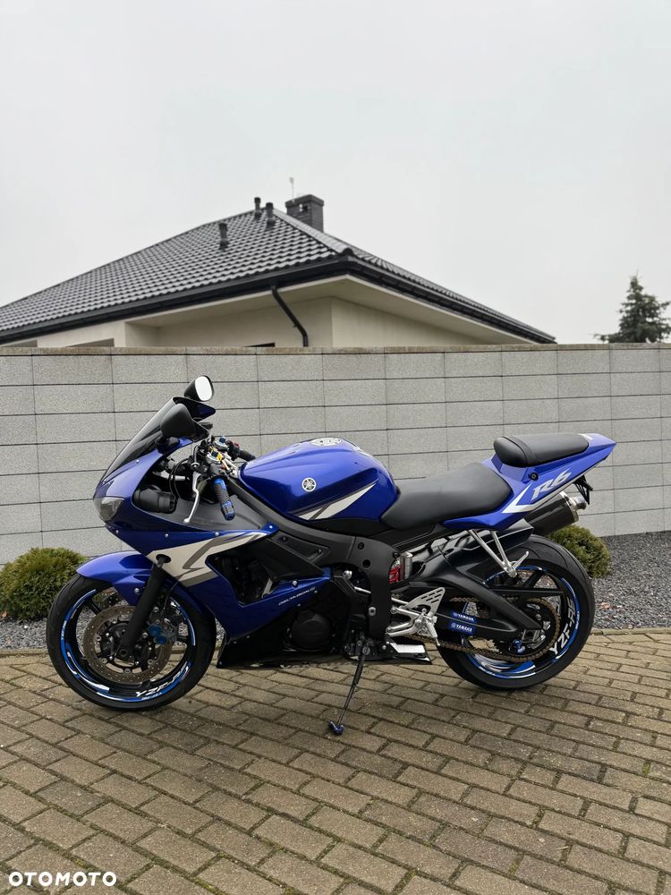 Yamaha R6 - 9