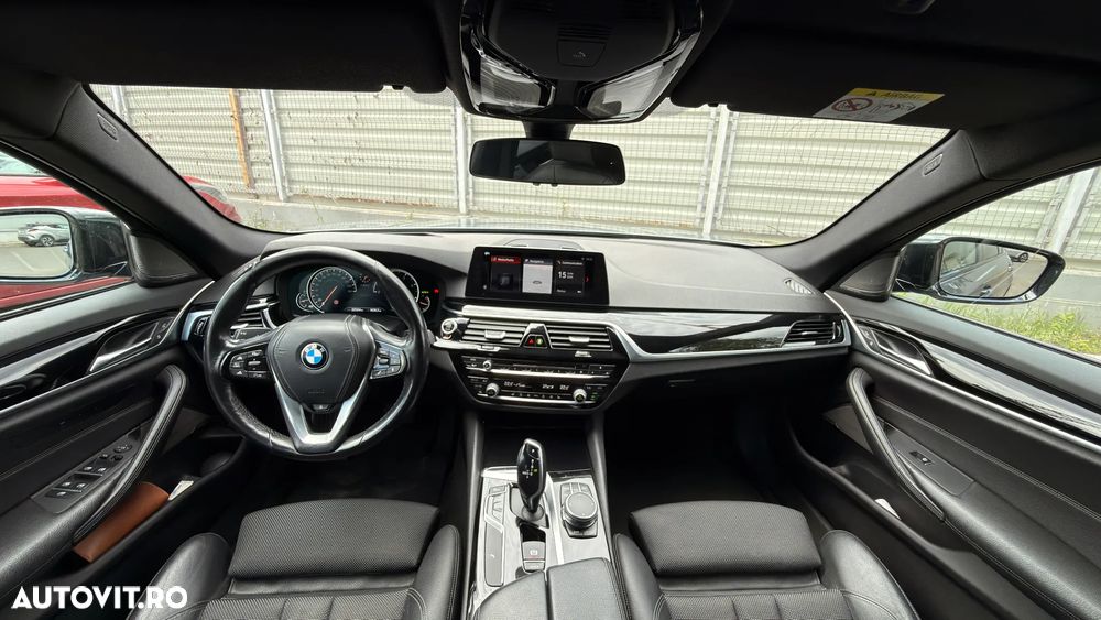 BMW Seria 5 530d Aut. Sport Line - 11