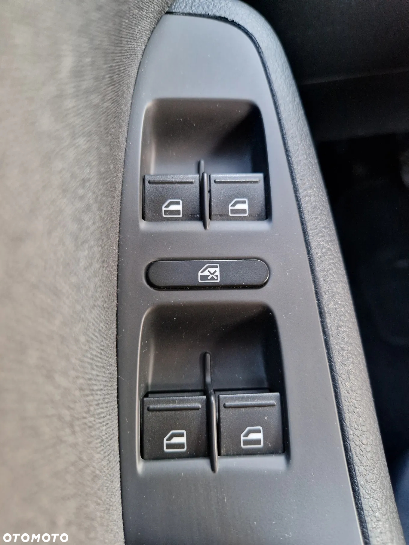 Volkswagen Jetta 1.6 TDI BMT Comfortline - 27