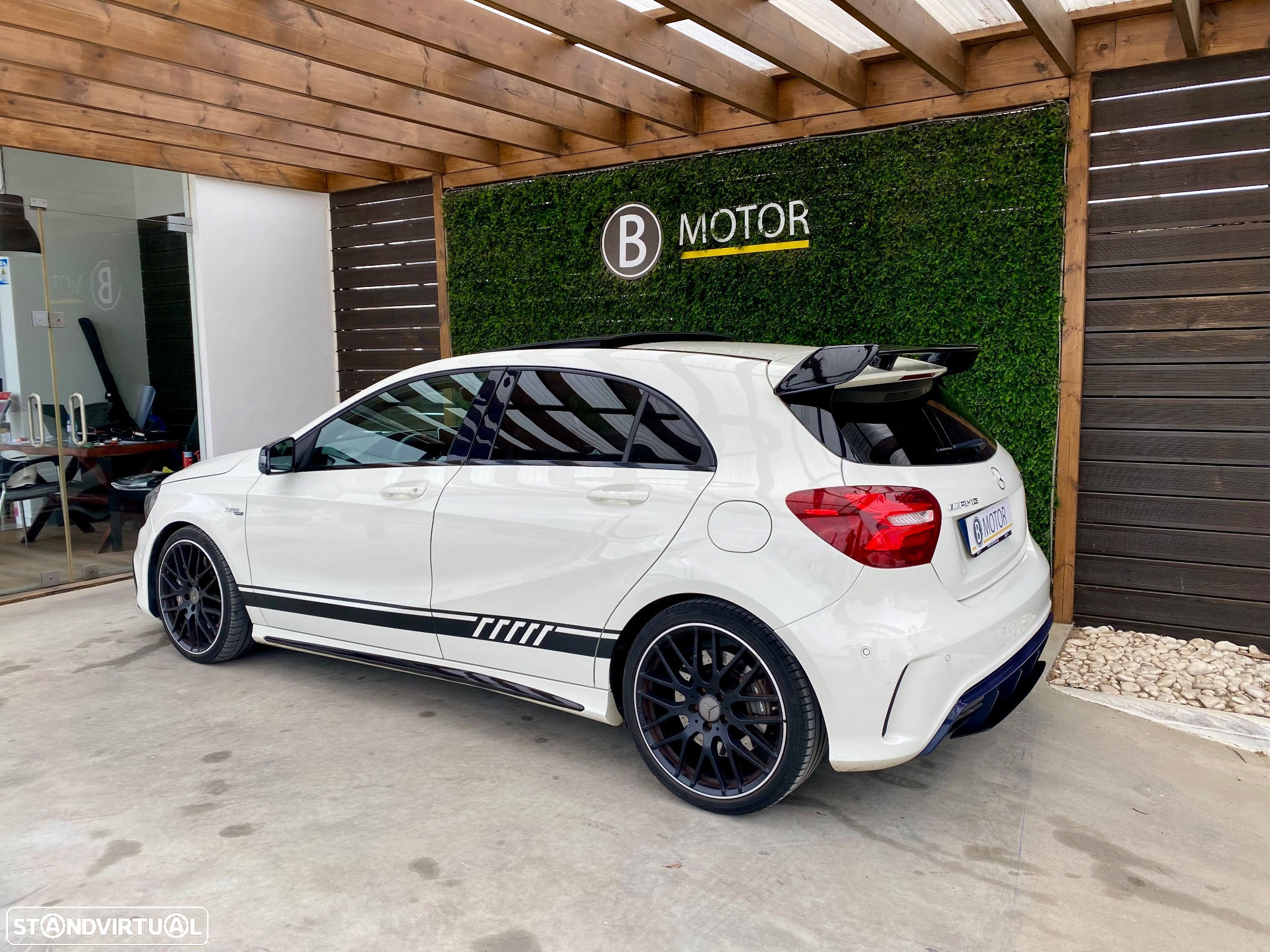 Mercedes-Benz A 45 AMG 4Matic Speedshift 7G-DCT - 15