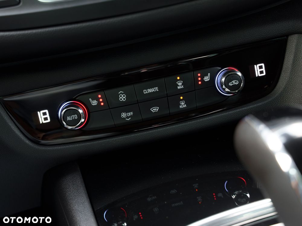 Opel Insignia 2.0 Ultimate Exclusive - 26