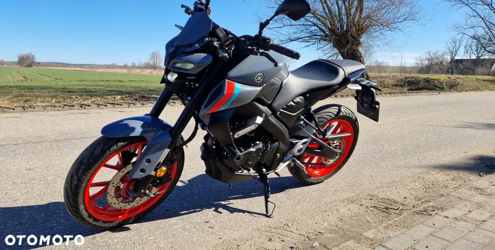 Yamaha MT - 2
