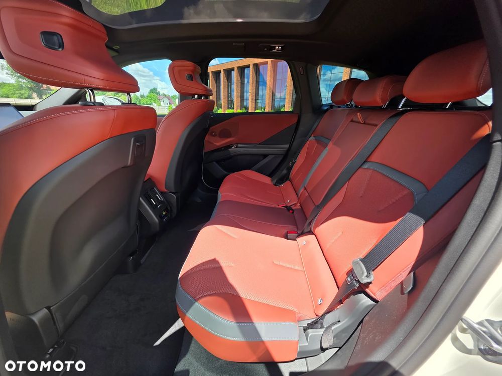 BMW iX3 50 xDrive 113.4kWh - 13
