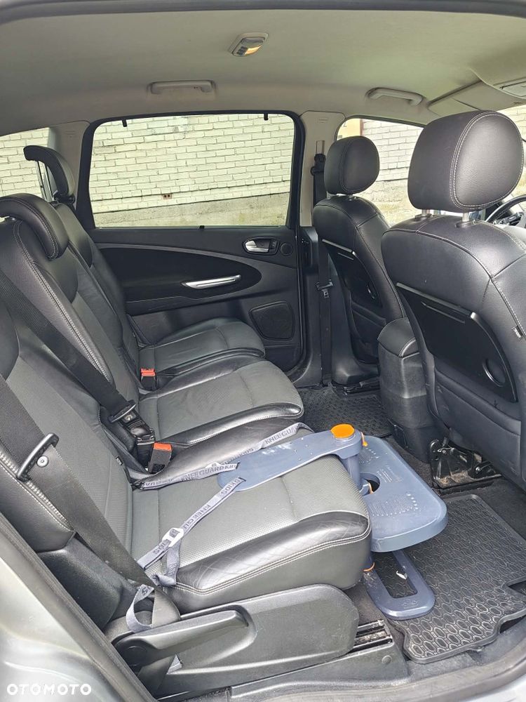Ford S-Max - 6