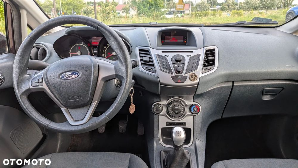 Ford Fiesta 1.25 Trend - 11