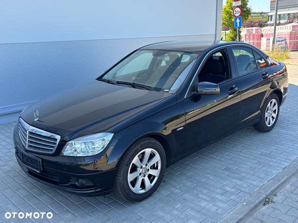 Mercedes-Benz Klasa C 180 Kompressor Automatik BlueEFFICIENCY