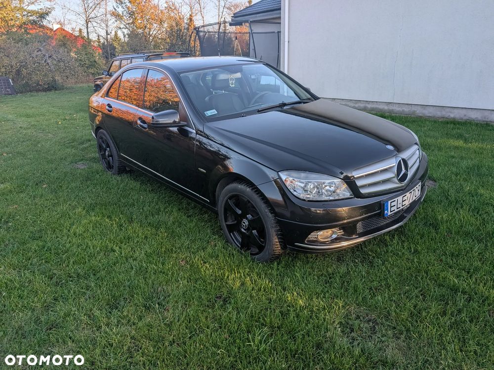 Mercedes-Benz C-Class 2009 photo 4