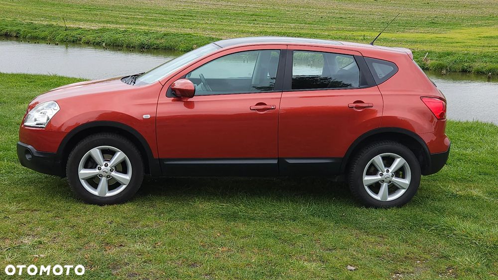Nissan Qashqai - 2