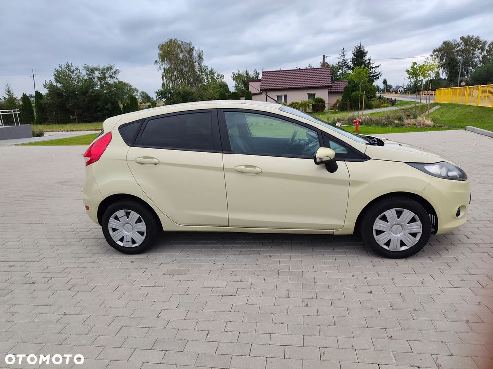 Ford Fiesta 1.25 Ambiente - 20