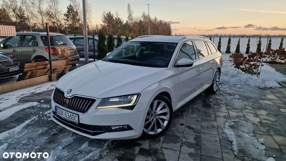 Skoda Superb 2.0 TDI Ambition DSG - 11