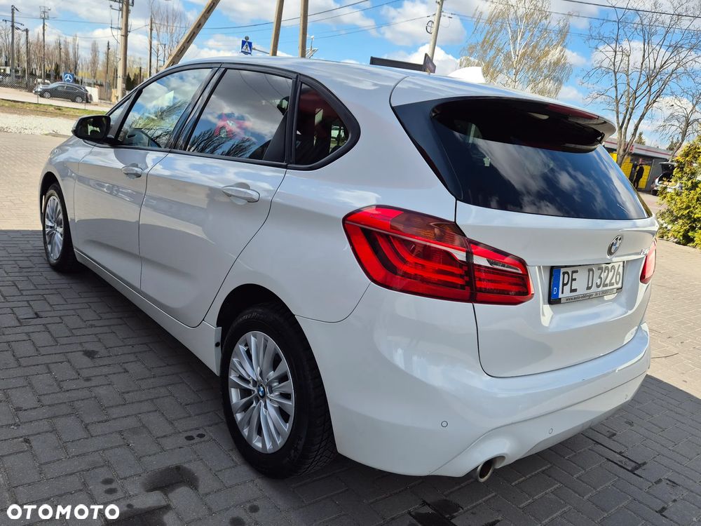 BMW Seria 2 218i Advantage - 10