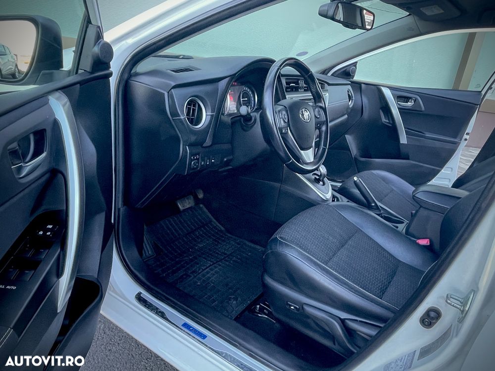 Toyota Auris 1.8 VVT-i Hybrid Automatik Executive - 5