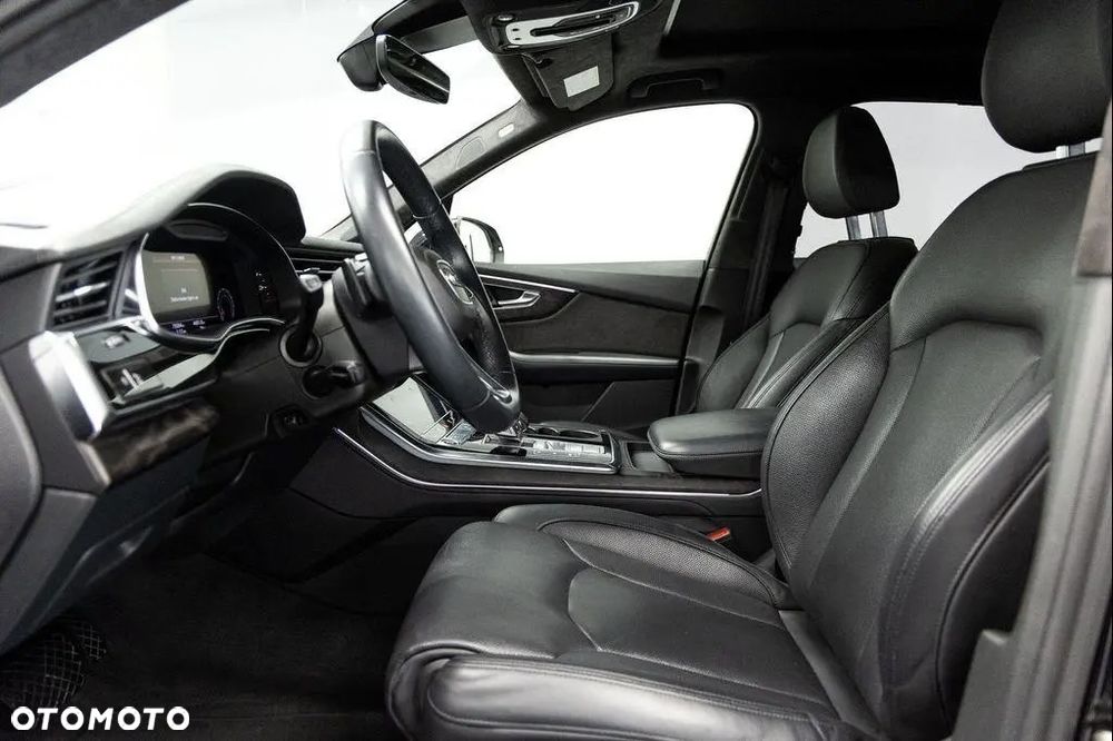 Audi Q7 55 TFSI mHEV Quattro S Line Tiptr - 23