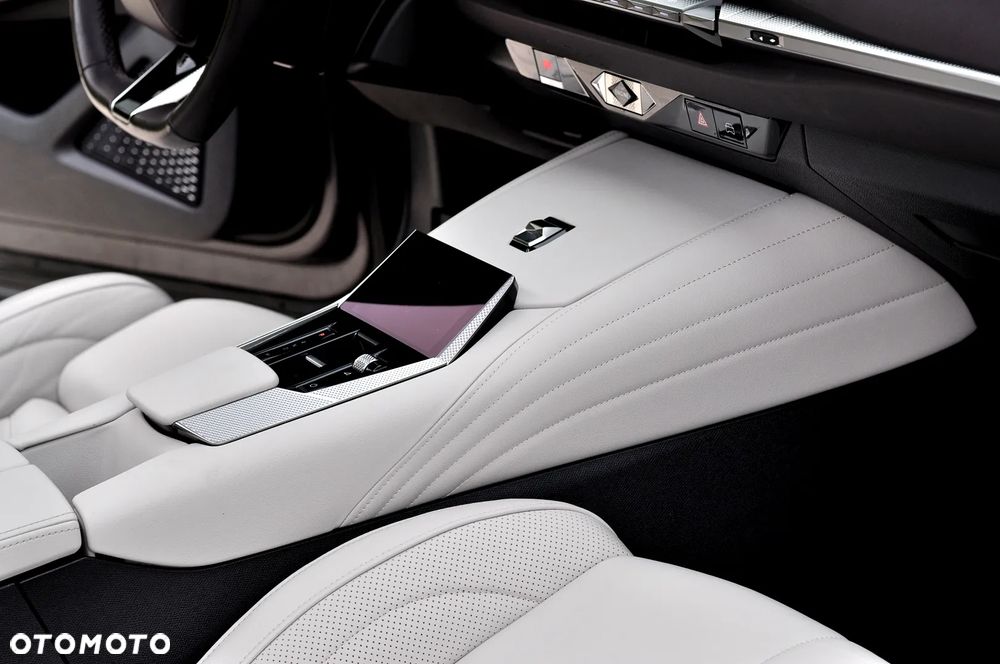 DS Automobiles DS 4 1.2 PureTech Esprit de Voyage - 35