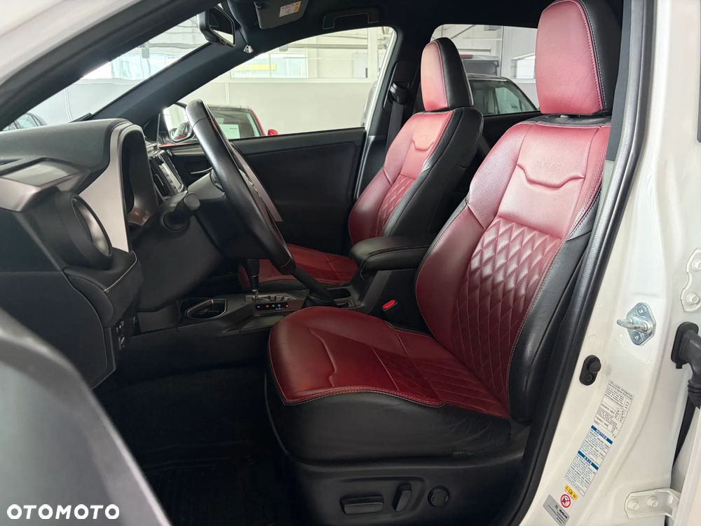 Toyota RAV4 - 13