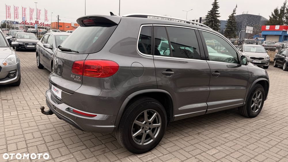 Volkswagen Tiguan 2.0 TDI 4Mot Perfectline R-Style DSG - 5