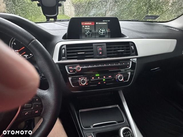 BMW Seria 1 116d - 8