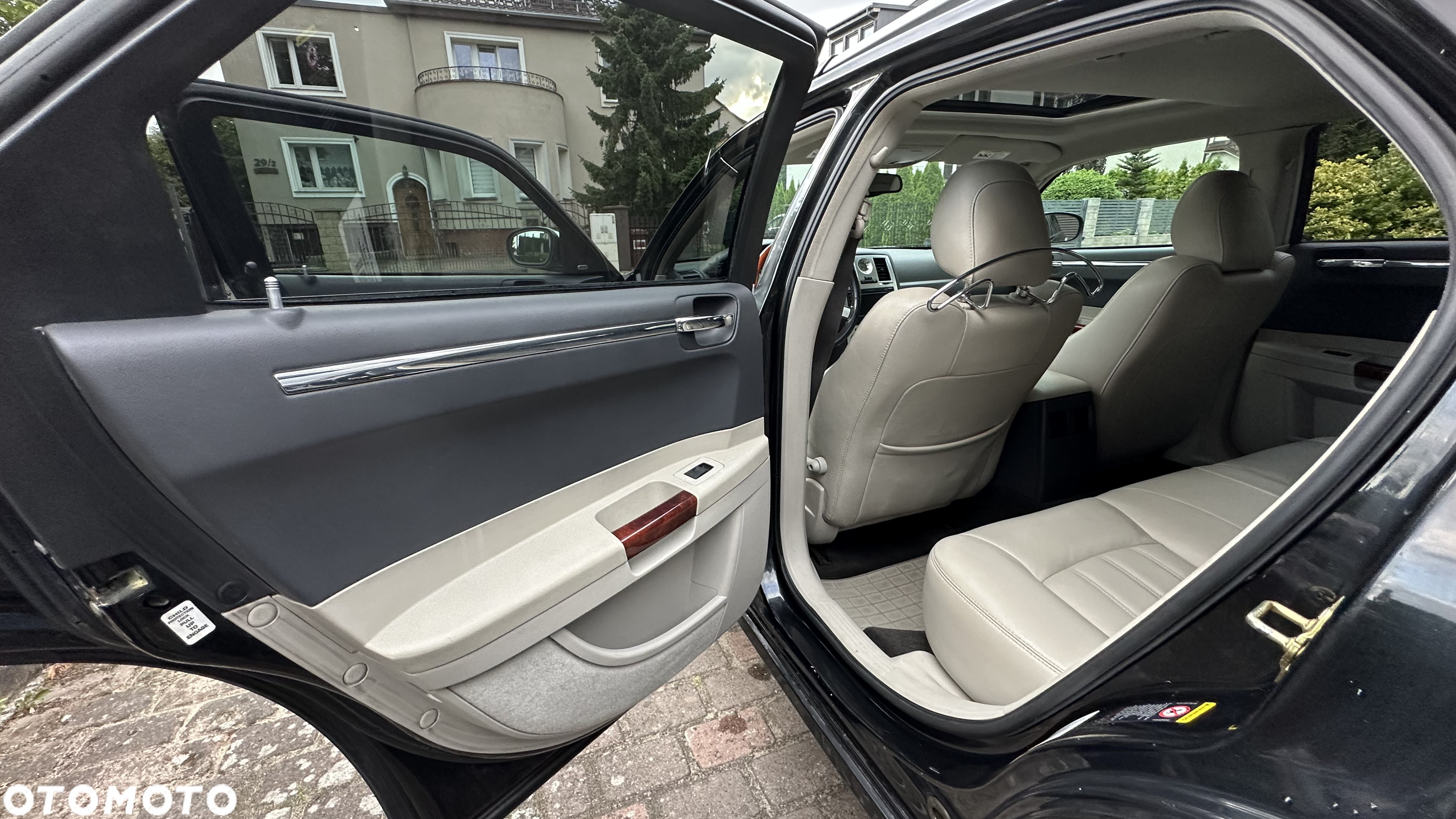 Chrysler 300C 3.5 V6 AWD - 9