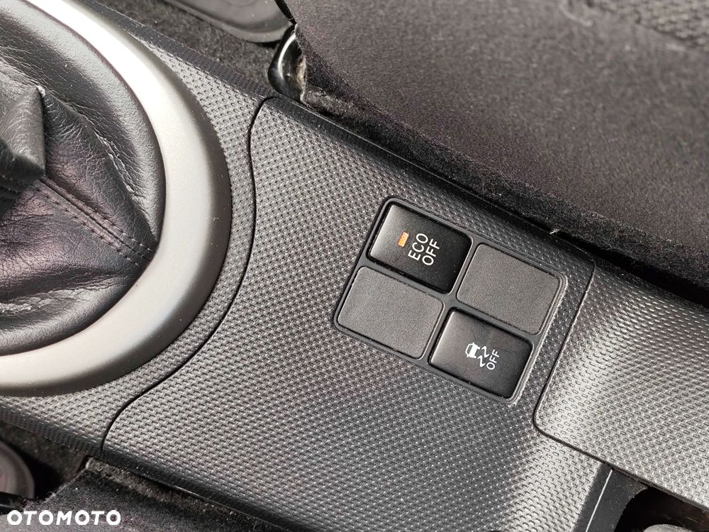 Toyota Urban Cruiser 1.33 Sol - 13