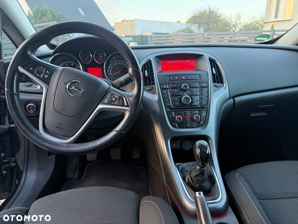 Opel Astra - 11