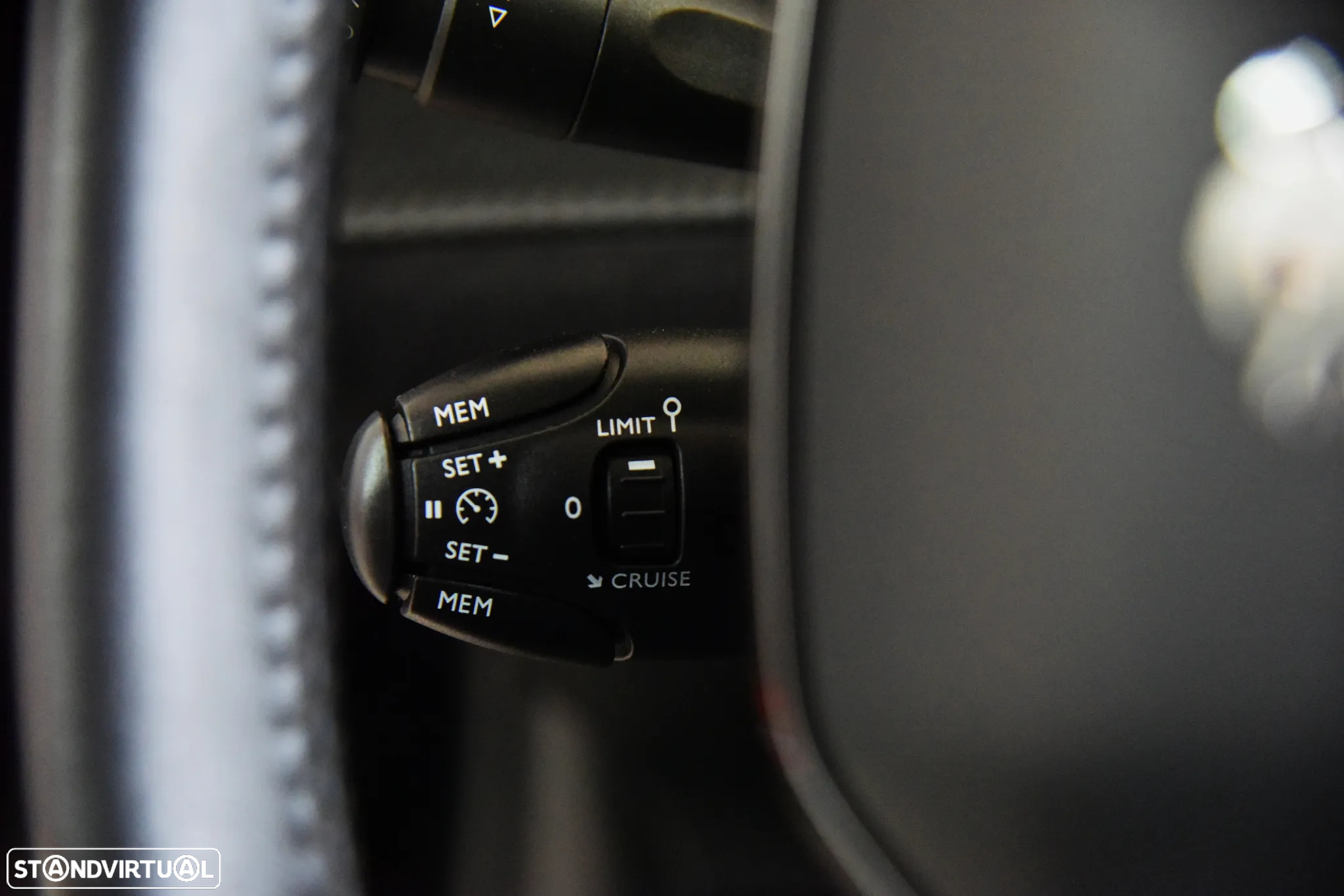 Peugeot 208 1.5 BlueHDi Active Pack - 13