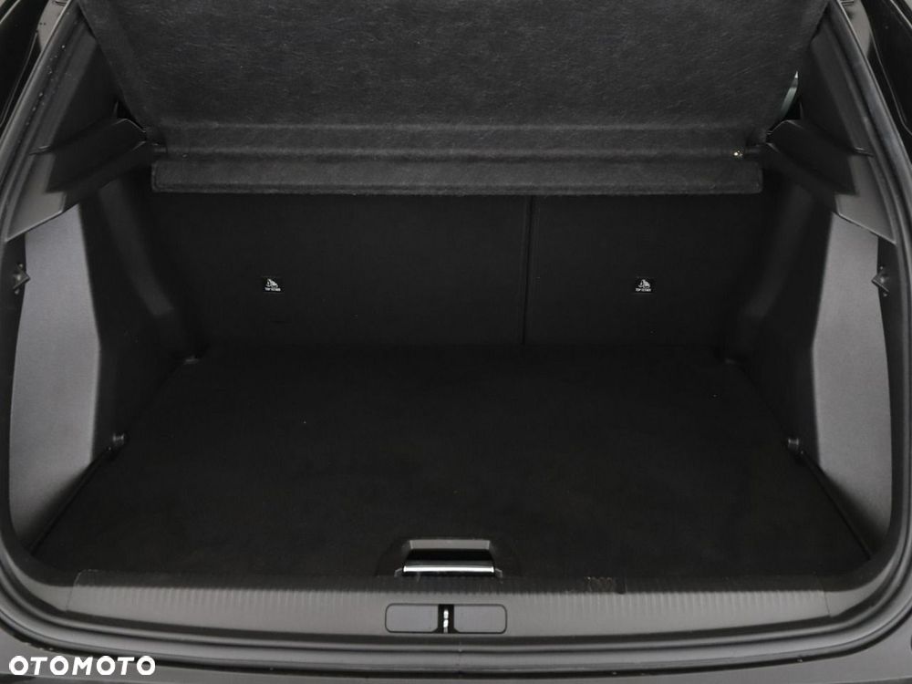 Peugeot 2008 PureTech 130 GT S&S EAT8 - 21
