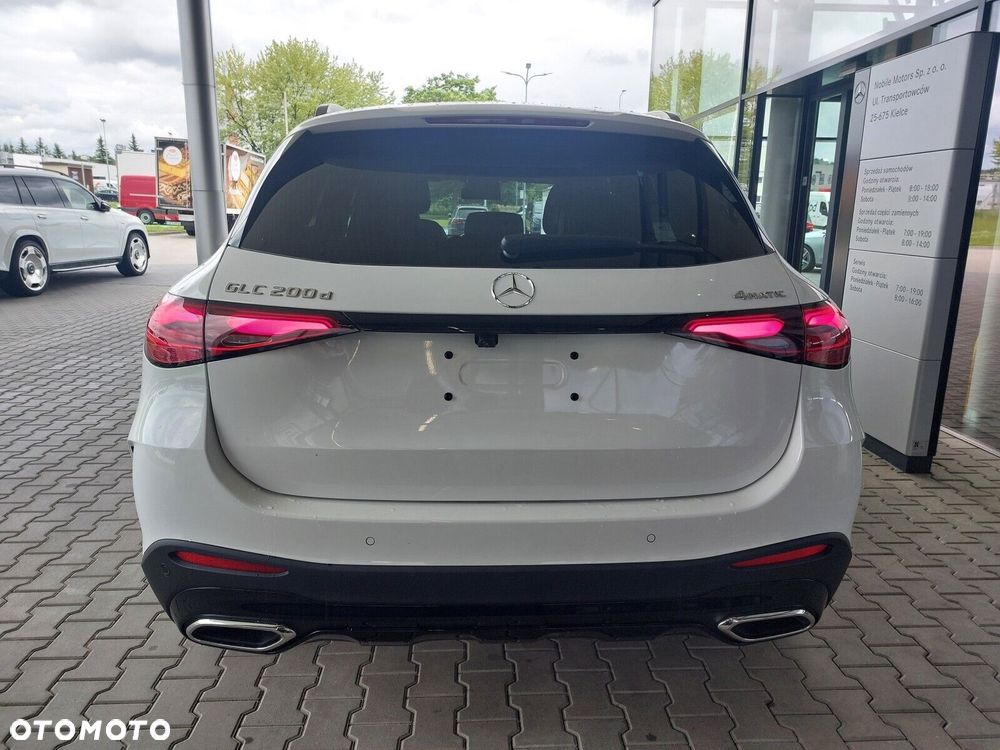 Mercedes-Benz GLC - 7