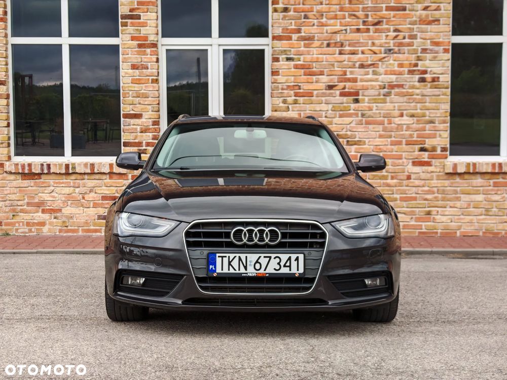 Audi A4 Avant 2.0 TDI DPF Ambiente - 2