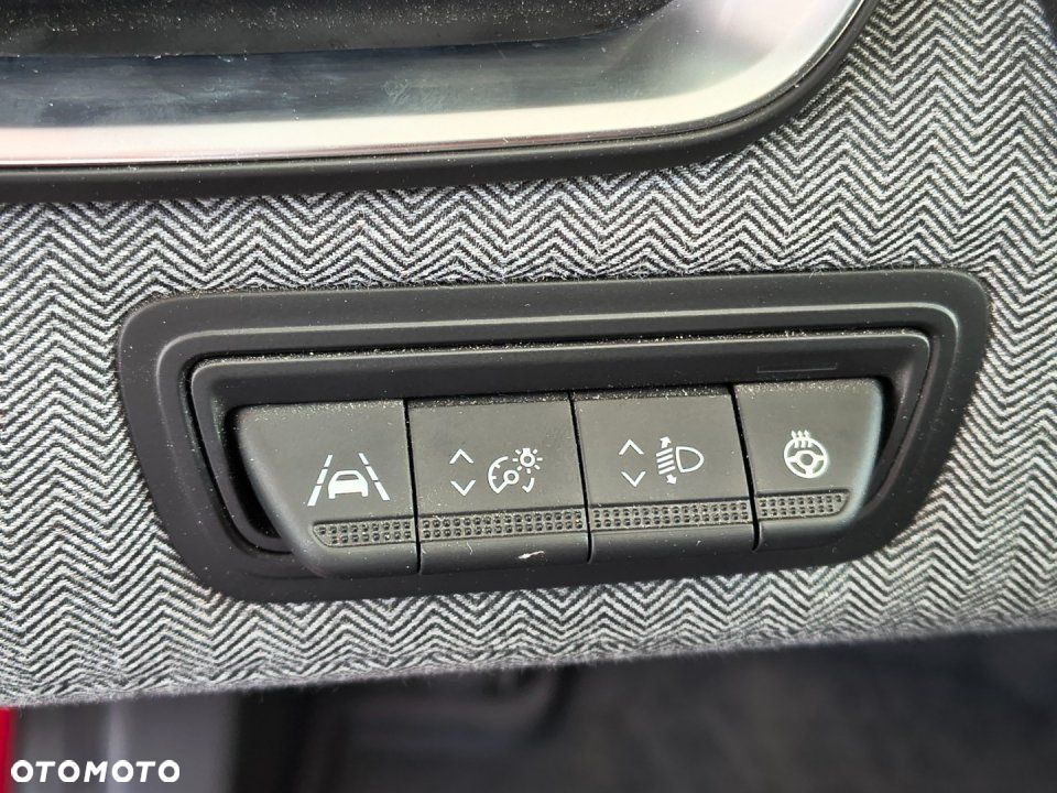 Renault Clio - 11