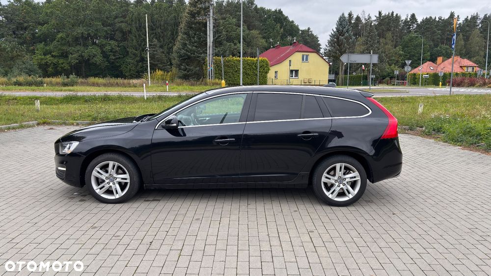 Volvo V60 D4 Drive-E Momentum - 6