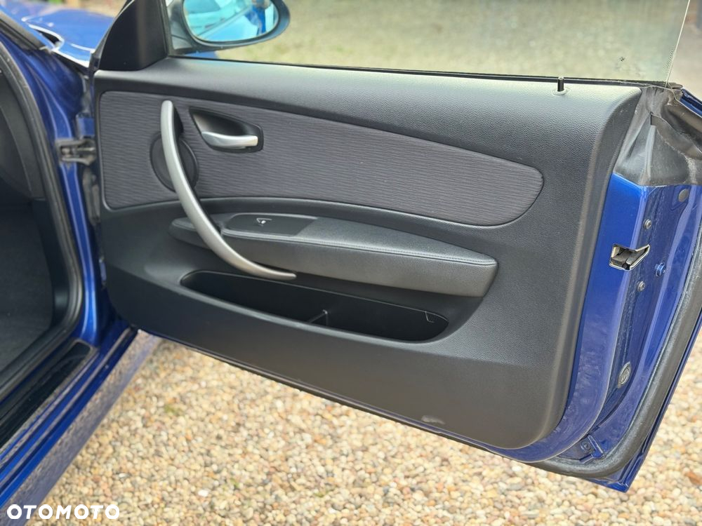 BMW Seria 1 118d DPF - 19