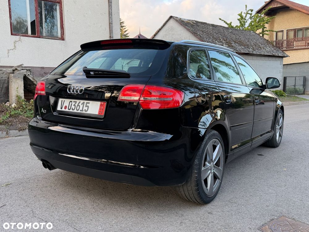 Audi A3 Sportback 2.0 TDI Ambiente - 4