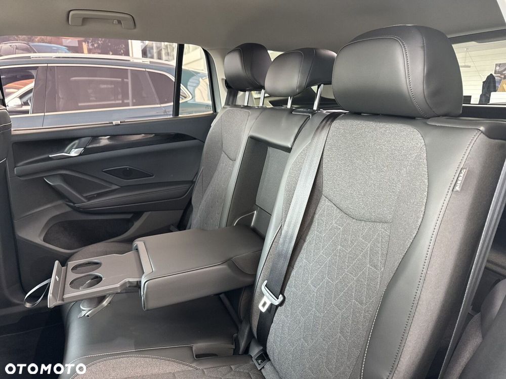 Volkswagen Tayron - 16