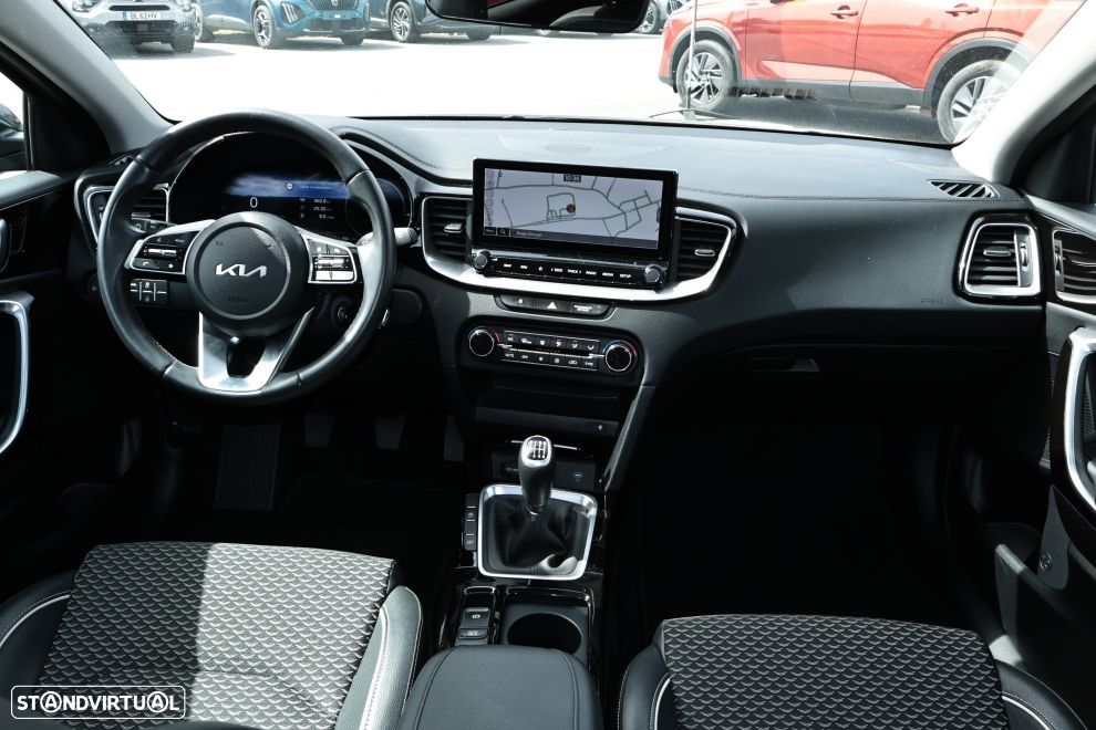 Kia Ceed 1.0 T-GDI Drive - 11