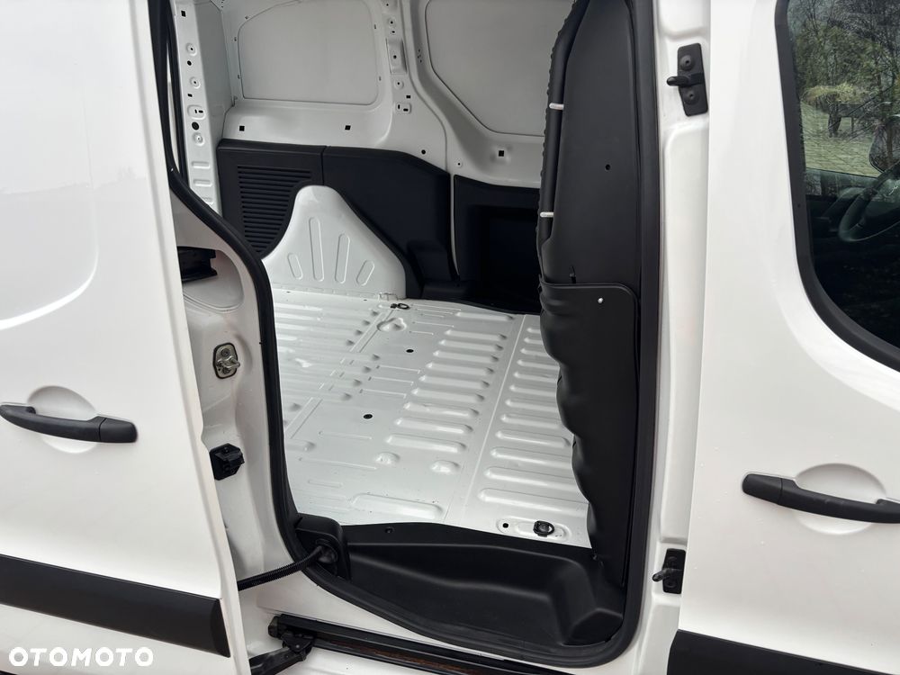 Peugeot PARTNER - 19