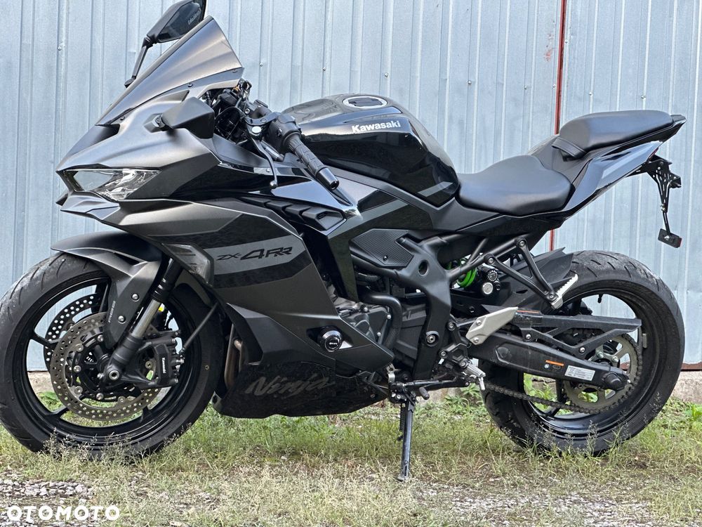Kawasaki ZX - 4