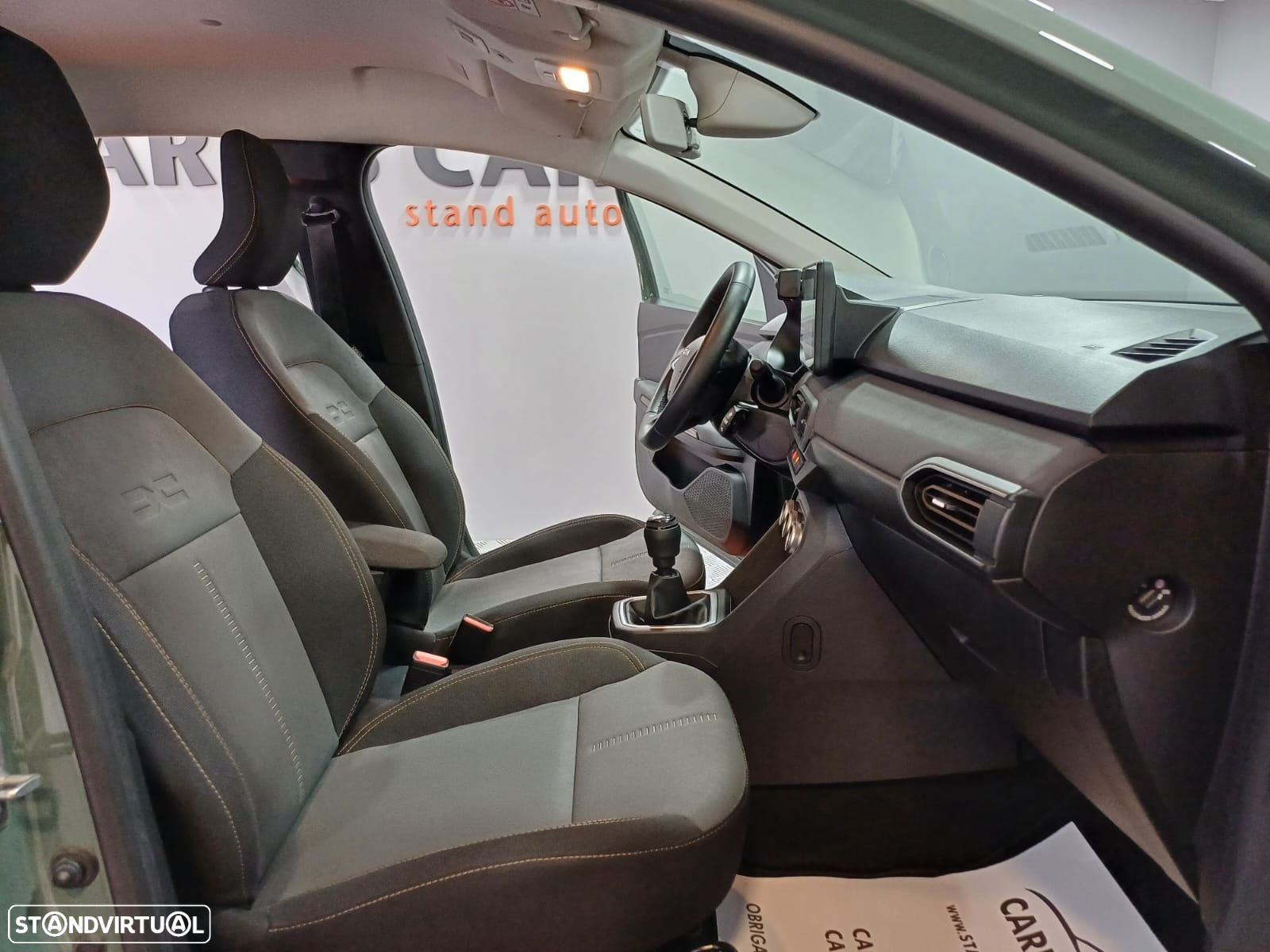 Dacia Sandero - 11