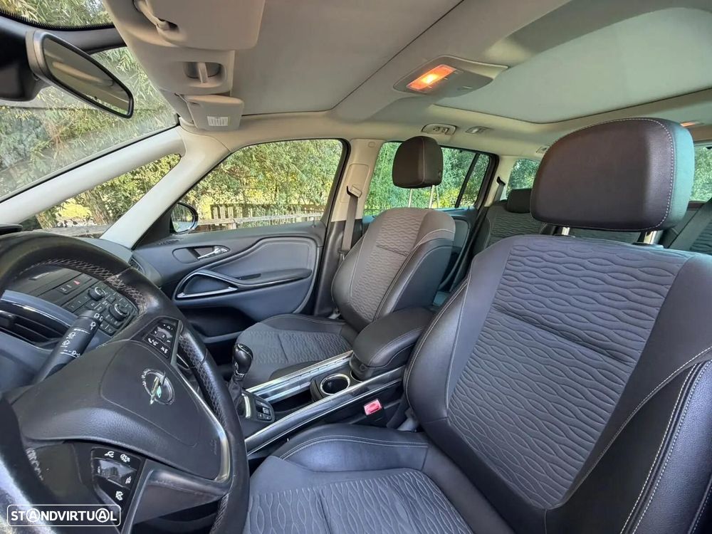 Opel Zafira 1.6 CDTi Executive - 33