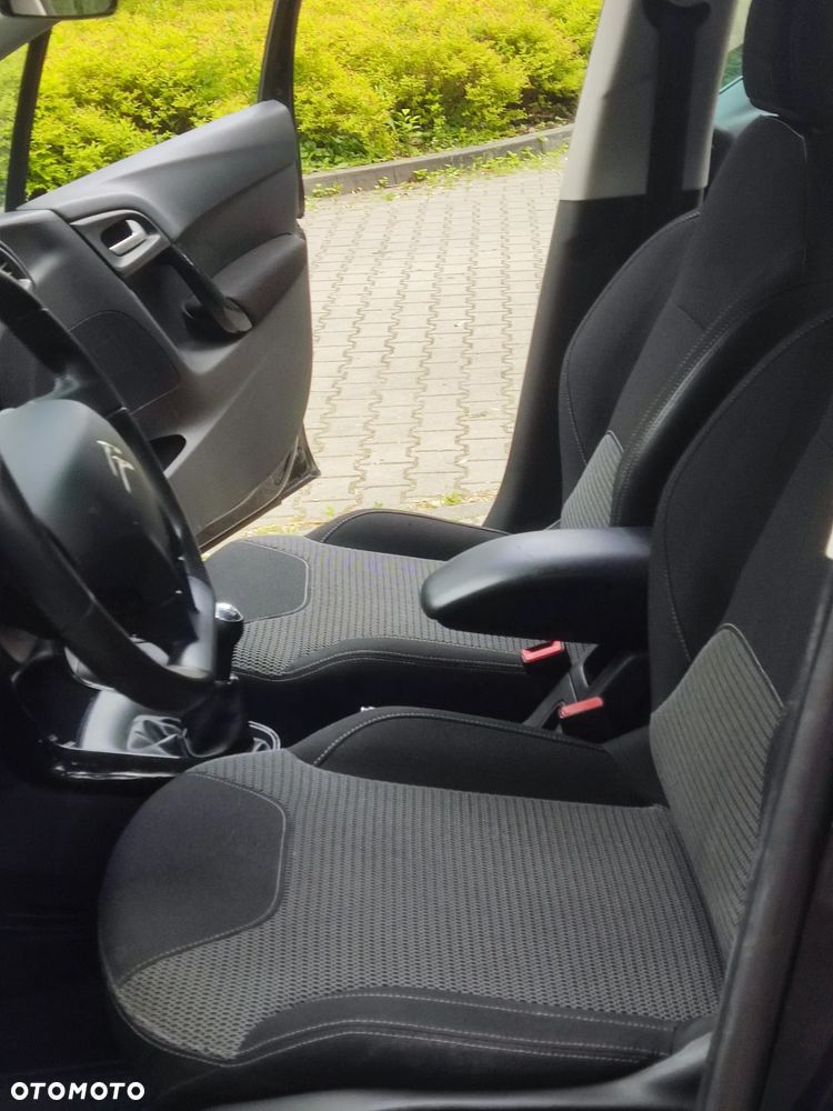 Citroën C3 Pure Tech (VTi) 82 Exclusive - 17