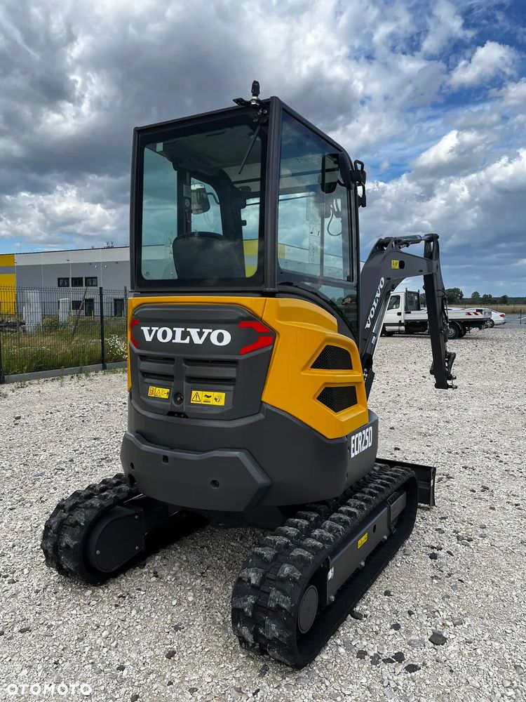 Volvo ECR25D rok prod. 2026, Nowa Koparka Dealer PL - 3