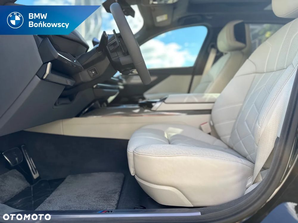BMW Seria 7 - 16