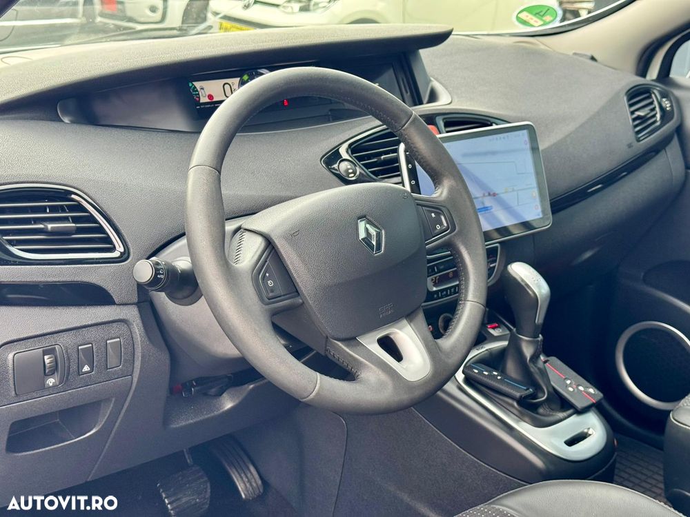 Renault Scenic - 13