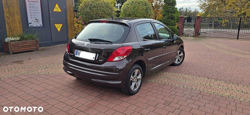 Peugeot 207 1.4 Business Line - 4