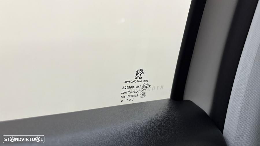 Peugeot 2008 1.2 PureTech GT Line - 34