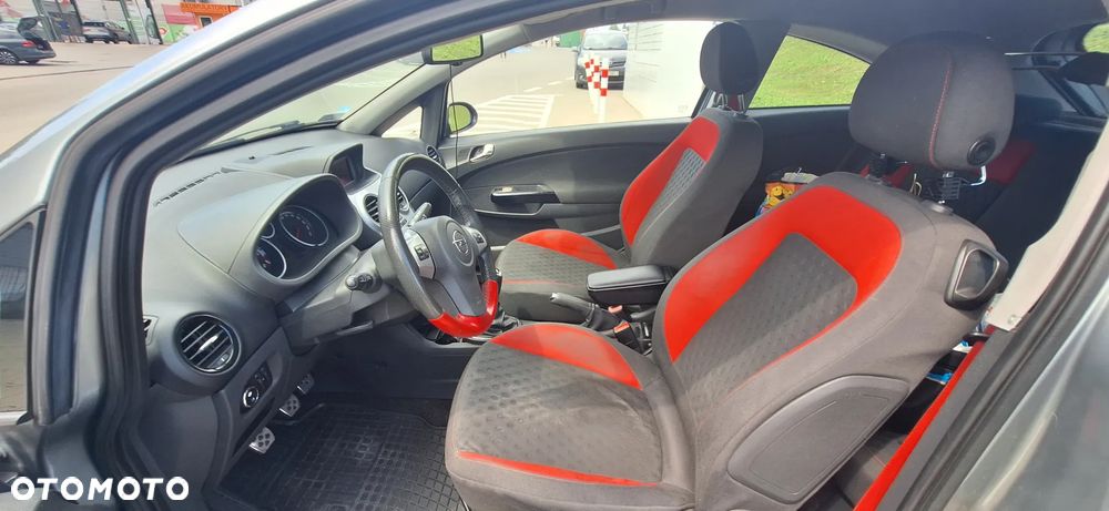 Opel Corsa 1.7 CDTI Cosmo - 17