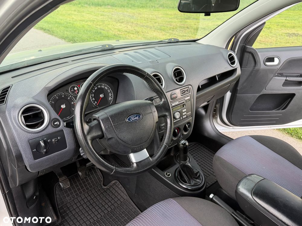 Ford Fusion 1.4 Elegance - 13