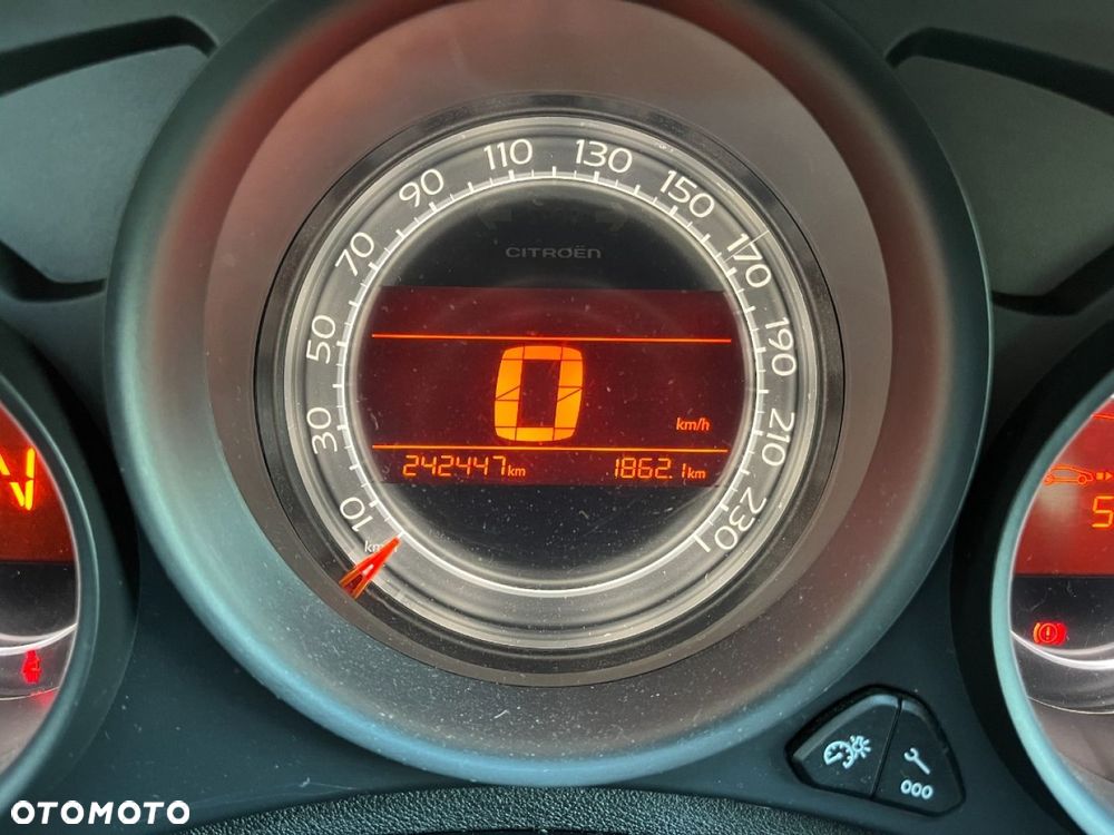 Citroën C4 e-HDi 110 EGS6 Stop/Start System Selection - 9