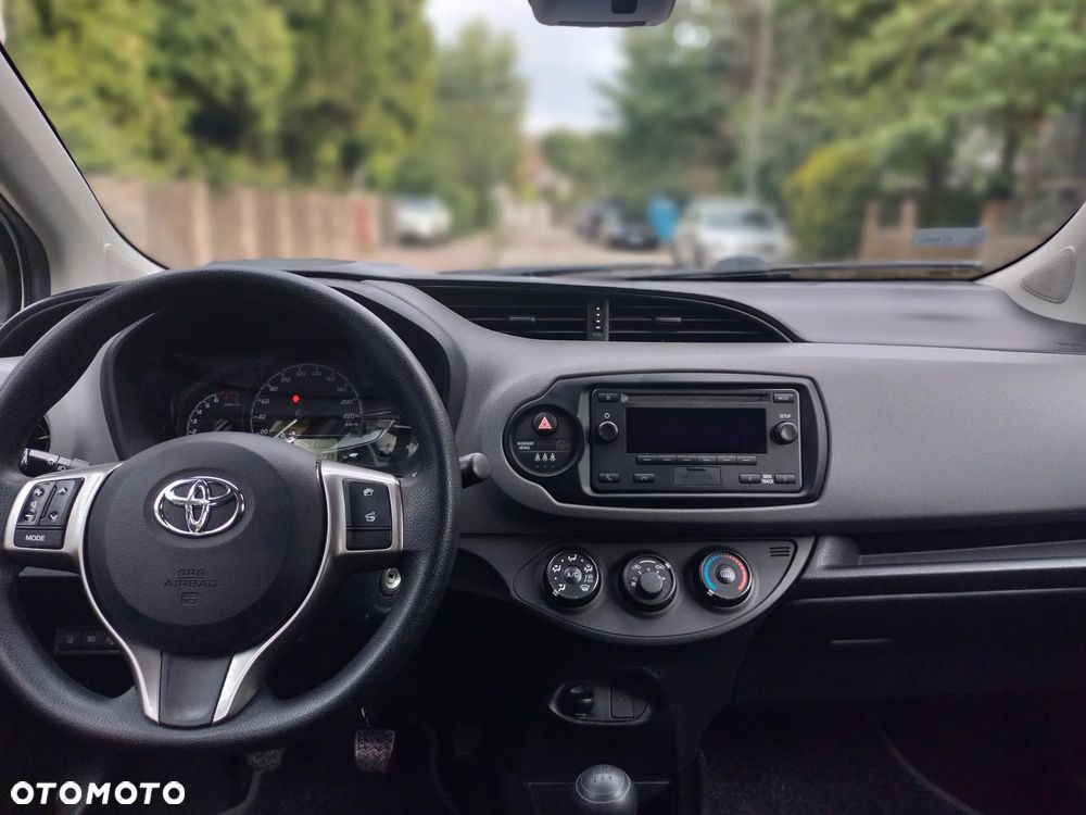 Toyota Yaris - 21