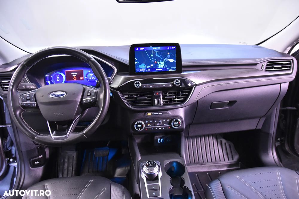Ford Kuga - 9